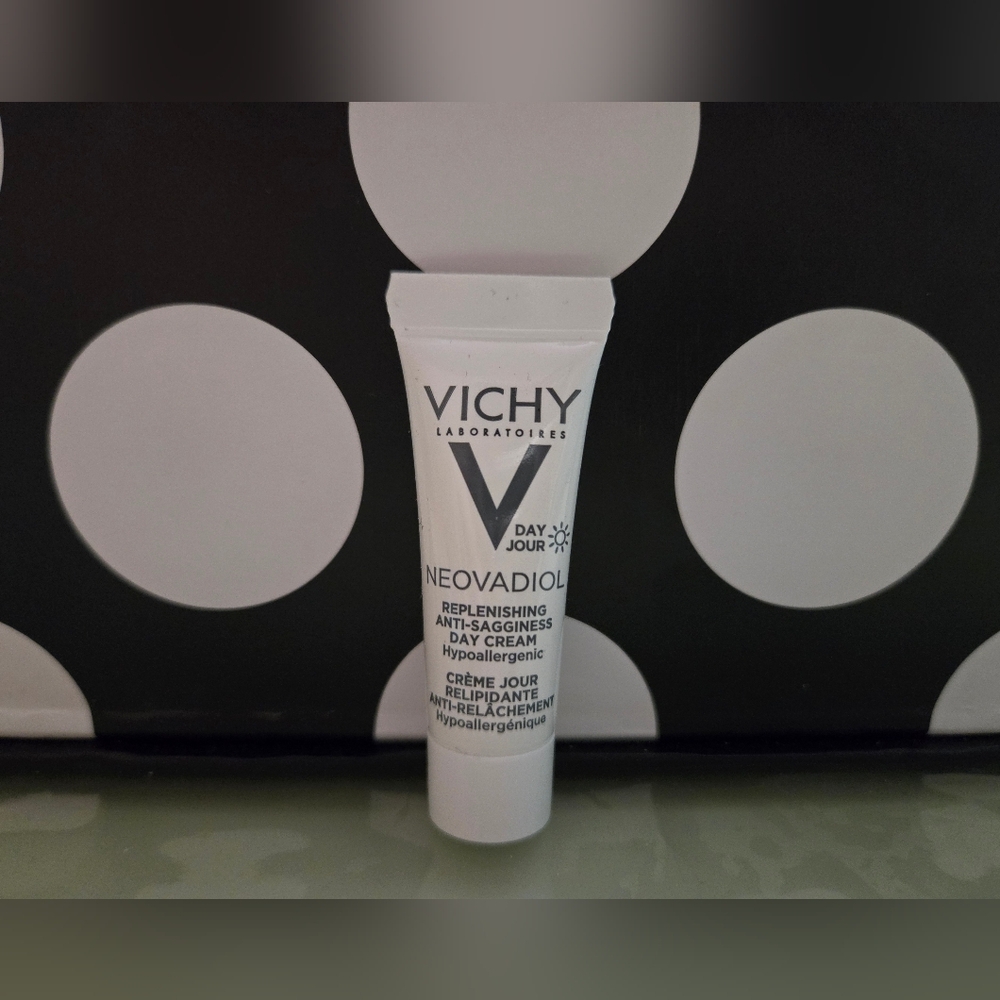 10/$25✨️Vichy Day Cream✨️